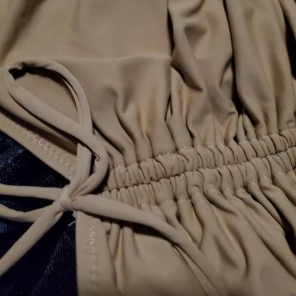 Bathing suit - Picture 3 of 3